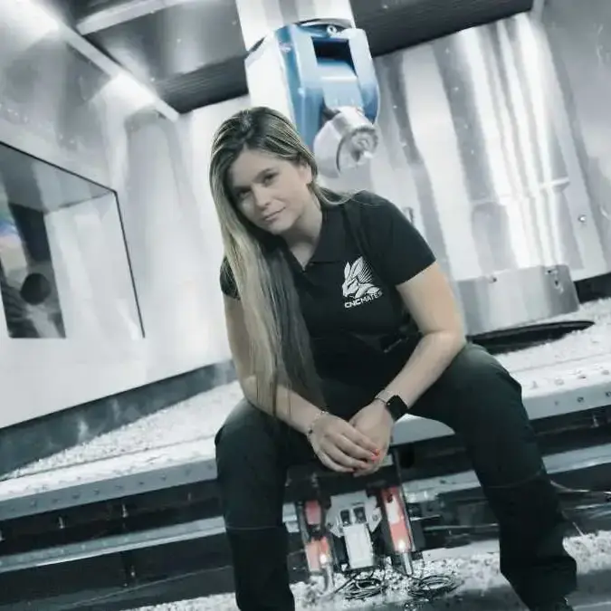 Profilbild vomn Leonie Schmidt, Zerspanungsmechanikerin